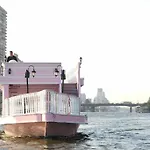 La Maison Rosee Bateau