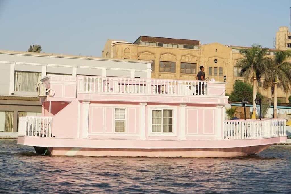La Maison Rosee Bateau